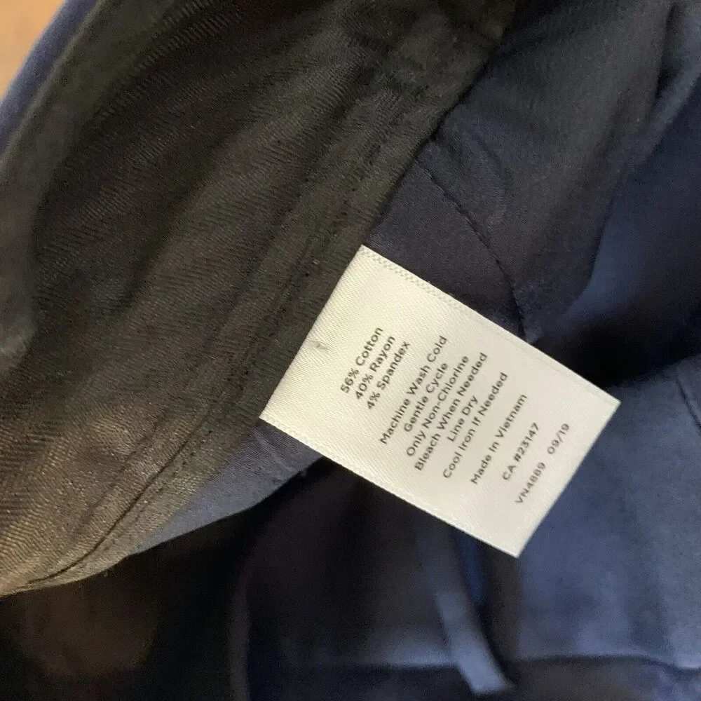 Talbots Hampshire Ankle Indigo Navy Blue Gold Studs Buttons Pants Size 6 - Picture 7 of 7